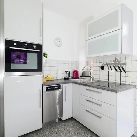 3 Raum-Wohnung mit Blick auf die Zitadelle Petersberg - DIREKT am BUGA-Gelände 2021 Erfurt Exterior foto