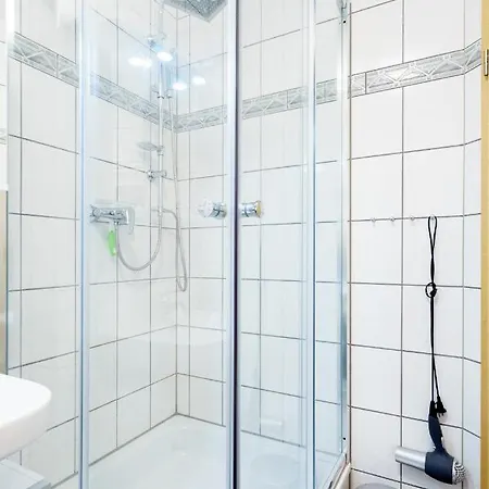 3 Raum-Wohnung mit Blick auf die Zitadelle Petersberg - DIREKT am BUGA-Gelände 2021 Erfurt Exterior foto