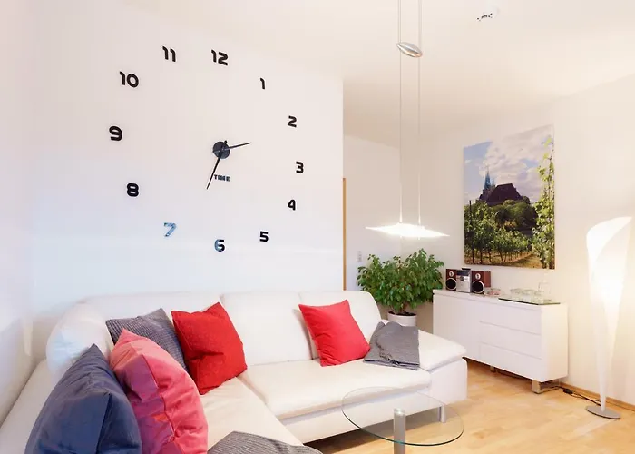 3 Raum-Wohnung mit Blick auf die Zitadelle Petersberg - DIREKT am BUGA-Gelände 2021