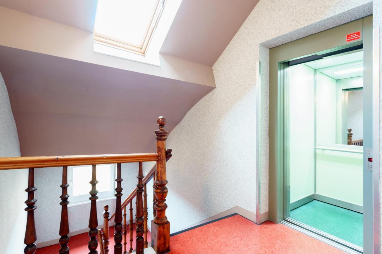 3 Raum-wohnung Mit Blick Auf Zitadelle Petersberg - Direkt Am Buga-gelände 2021 Apartment *