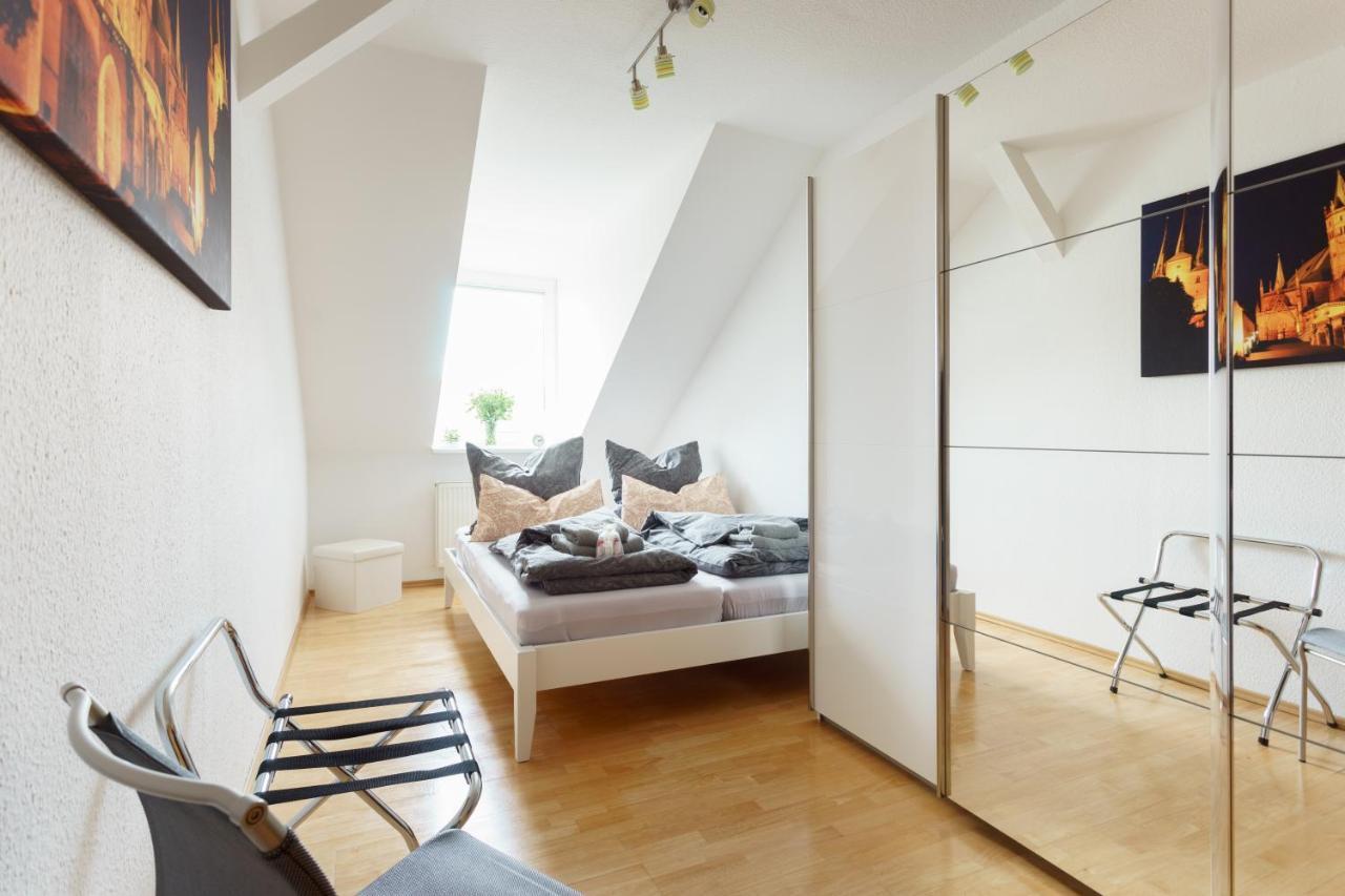 3 Raum-wohnung Mit Blick Auf Zitadelle Petersberg - Direkt Am Buga-gelände 2021 *