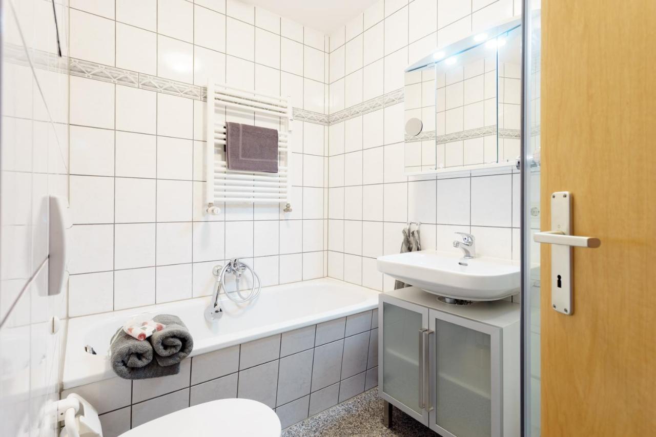 3 Raum-wohnung Mit Blick Auf Zitadelle Petersberg - Direkt Am Buga-gelände 2021 Apartment *